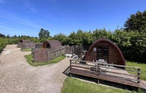 MegaPod 2 at Lee Wick Farm Cottages & Glamping