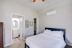 Indianapolis Home with Porch - Close to Mile Square!