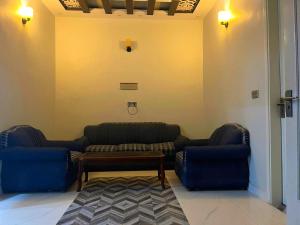 Budget Double Room room in The Karachi Guest House