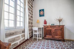 Appartements Appartement 2eme etage plein coeur centre historique de Pezenas : photos des chambres