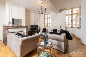 Appartements Suites Mana - MATAHINA avec VUE SUPERBE sur la Place DUCALE et Parking prive inclus : photos des chambres