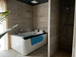 Scorfel Lodge, Iconic, Spa, sauna & terrasse