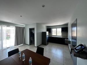 Casa Picacho by Cobo´s