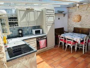 Villas Family vacation home 10 minutes from the beach : photos des chambres