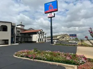 Studio 6 Tulsa OK Central - 塔尔萨 Studio 6 Tulsa OK Central - 塔尔萨