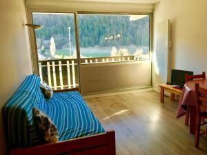Studio cabine avec balcon, proche centre de Villard-de-Lans - FR-1-515-98