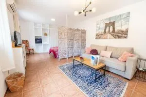 Casa "La Gata Azul" con jardín privado - Vícar