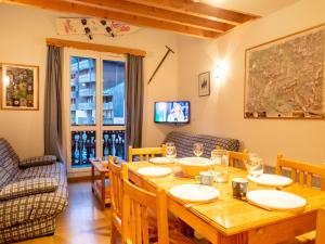 Appartements Appartement Valfrejus, 2 pieces, 6 personnes - FR-1-468-101 : photos des chambres