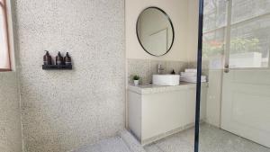 Casa Par Grand Suites