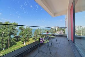 Tomis Garden Apartments Mamaia