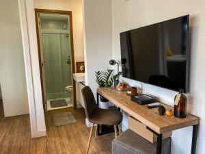 Bela Cintra Piscina Terraço Sala e Quarto Perto Paulista