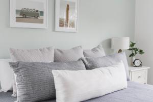 9 Palms Boutique Condos