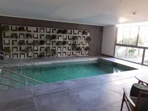 Vintage Master - Praça Encol - Petrópolis