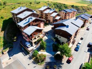 Appartement chaleureux à 300m des pistes, 5 personnes, balcon, draps, parking - FR-1-508-228