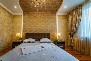 Центр Яворницького Парк Глобы ЖД