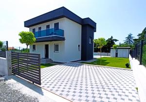 Villa Nikolina - Luxury villa with 5 bedrooms and swimming pool 