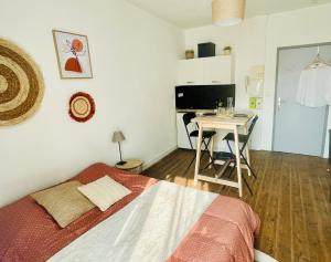 Appartements L-instant - Parking gratuit - Calme : photos des chambres