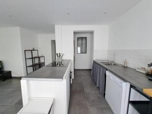 Appartements Spacieux appartement avec 3 chambres - Roubaix : photos des chambres