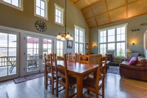 Granby Home Stunning Mountain and Lake Views!