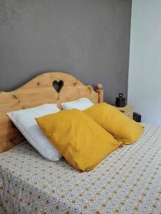 Appartements LE MAZOT-SPA HIVER ET ETE-Piscine-Proche lac-Charme-Detente : photos des chambres