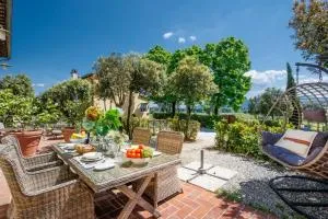 Elisa Farmhouse Apartment in Wine Resort in Lucca - Cappella