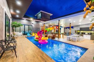 obrázek - White Cloud & Brown Sand Luxury Pool Villa Cha-Am