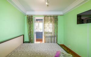 Kvartirkoff na Archipenko 4