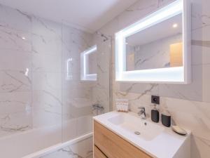 Bel appartement familial avec retour skis aux pieds et parking à Courchevel 1650 - FR-1-563-127