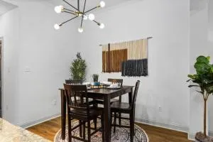 Beautiful 3bed 3bath min from LSU and Mall - غونزاليس