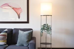 1BR in Carleton Lodge, Unbeatable Mountain Base Location, Ski In, Ski Out, Free Parking