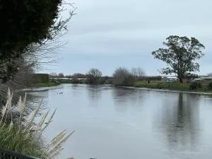 Riverside Bliss - Haumoana