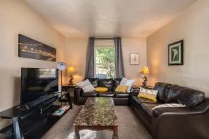 Entire house 3 bedroom Twin Cities, Specious, Entire House, AC - Saint Paul