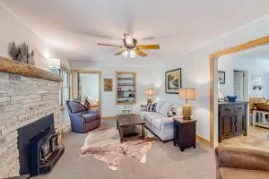 Miller's Landing and Bunk House - Minocqua