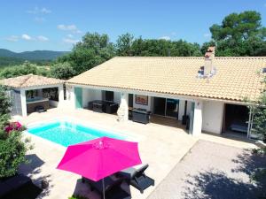 Maisons de vacances Lavish holiday home in Vidauban with bubble bath : photos des chambres