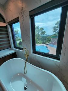 Mây Trắng Farmstay Villas Venuestay