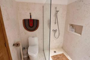 Villa 4-min walk to the beach