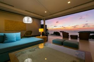 The heights Penthouse Ocean view A11 Near Kata Beach
