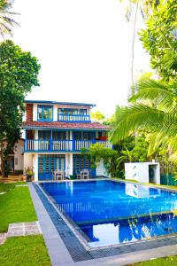 Esperanza Beach Mawella