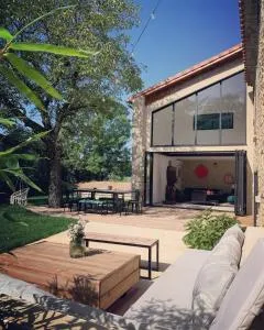 Le gîte d ici et d ailleurs Ariège Pyrénées - Larbont