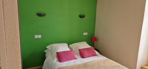 Hotels Hotel ChezJeanne : photos des chambres