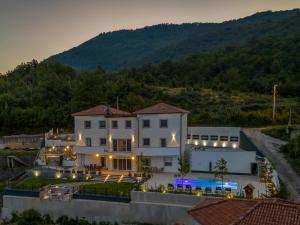 "Carrera", Luxury villa with private pool near Opatija
