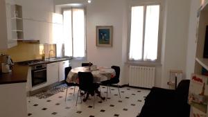 Ca'Sætta - Holiday home with parking near Genoa Aquarium, old town & station