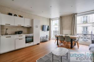 23 - Charming 3BDR Parisian Apartment in Montorgueil