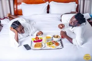 MJ Grand Hotel - Tema