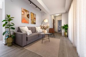 Phaedrus Living: Luxury Penthouse Potamianou