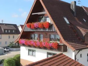 Ferienwohnung Nadine - 卡尔夫