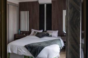 Urban oasis in kingsland city