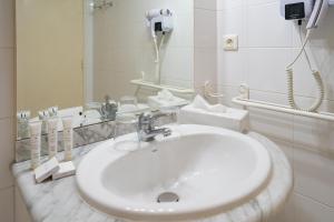 Hotels Hotel de Margaux : Chambre Double Supérieure avec Climatisation - Vue sur Jardin