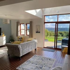 Lanfine View 1 at Loudoun Mains with Hot Tub