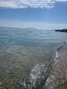 Fronte mare Arenella